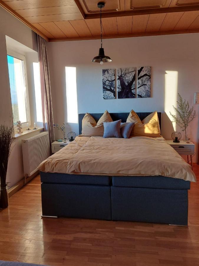 Wildkraut'S Kraeuterbauernhof - Ferienwohnung Kremsmünster エクステリア 写真